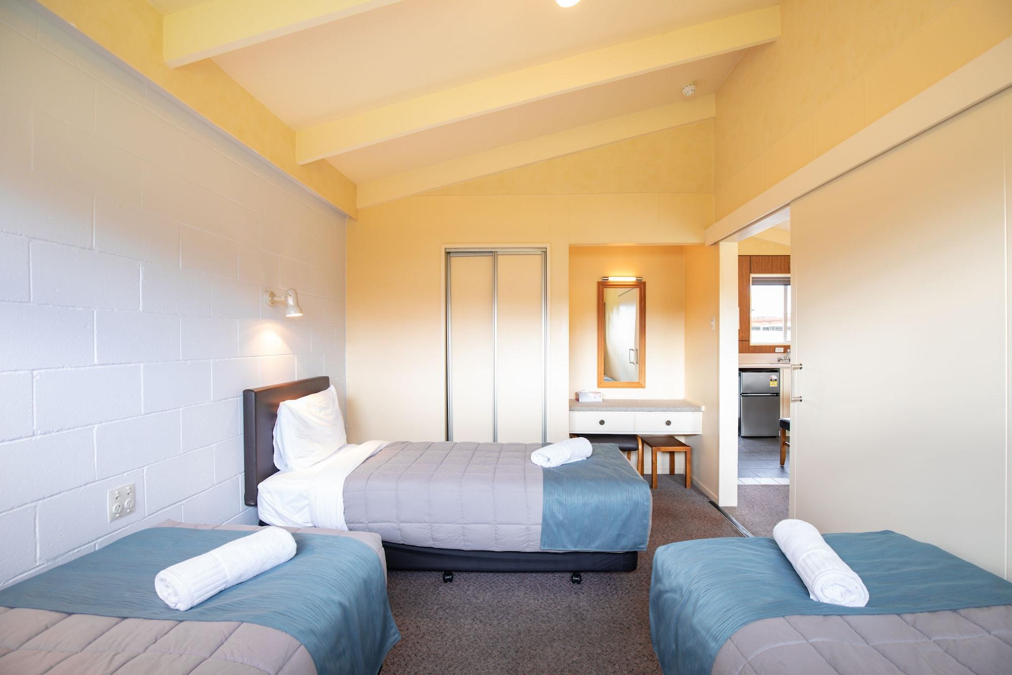 Alpine View Motel Te Anau Ngoại thất bức ảnh